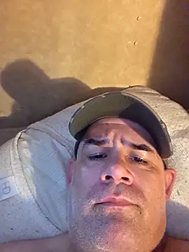 DeeBestEver online show from April 12, 2026, 5:18 pm