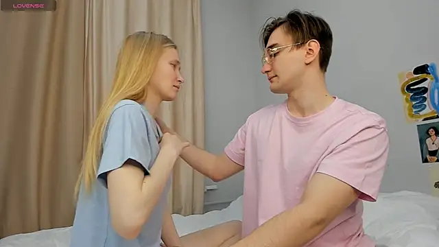 LoversFire online show from November 28, 2025, 12:52 pm