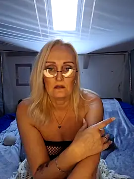 Jenny Blum online show from December 5, 2025, 1:42 pm