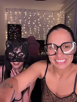 LaPetiteKim online show from March 25, 2026, 8:15 pm