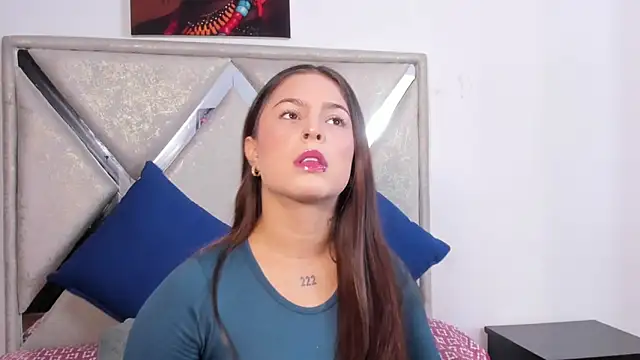 mia fox4 online show from November 5, 2025, 2:28 pm