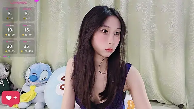 Snapshot of kindbee chatting on November 9, 2025, 10:35 am kindbee online show from November 9, 2025, 10:35 am