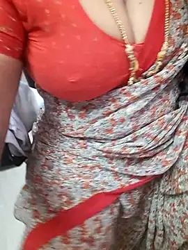 Snapshot of Tamil_Ammani chatting on October 31, 2025, 11:44 am Tamil Ammani online show from October 31, 2025, 11:44 am