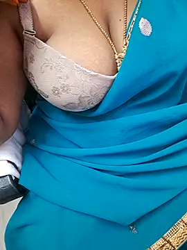 Snapshot of Tamil_Ammani chatting on November 12, 2025, 3:45 pm Tamil Ammani online show from November 12, 2025, 3:45 pm