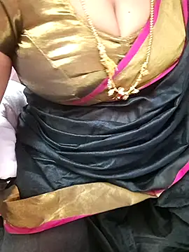 Snapshot of Tamil_Ammani chatting on November 22, 2025, 5:12 pm Tamil Ammani online show from November 22, 2025, 5:12 pm