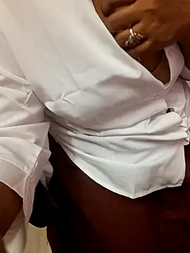 Snapshot of Tamil_Ammani chatting on November 28, 2025, 5:04 pm Tamil Ammani online show from November 28, 2025, 5:04 pm