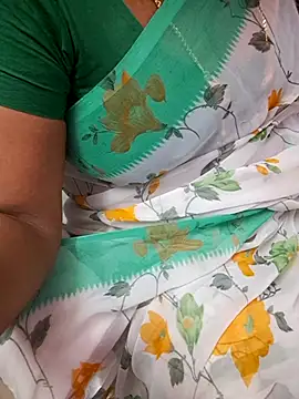 Snapshot of Tamil_Ammani chatting on December 5, 2025, 3:15 am Tamil Ammani online show from December 5, 2025, 3:15 am