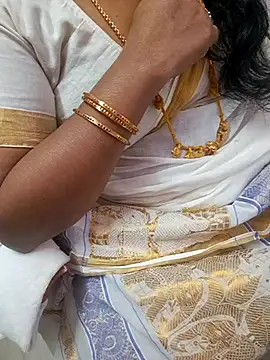 Snapshot of Tamil_Ammani chatting on December 17, 2025, 4:57 pm Tamil Ammani online show from December 17, 2025, 4:57 pm