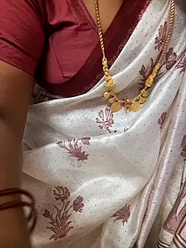 Tamil Ammani online show from February 10, 2026, 7:45 am