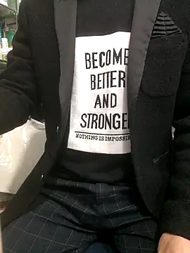 chougegg0214 online show from December 19, 2025, 12:23 pm