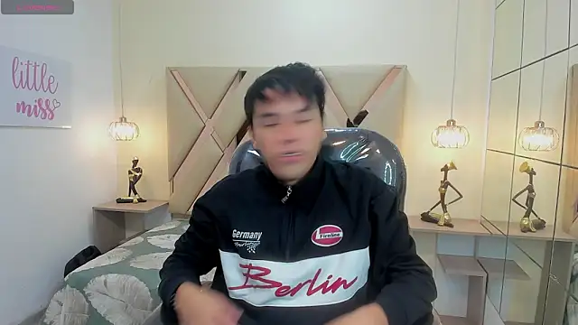 StiwenTwink online show from December 16, 2025, 7:41 pm