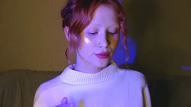 Nyra Thira online show from October 24, 2025, 1:24 am