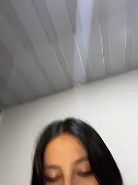 SaraMistick online show from November 14, 2025, 12:59 pm