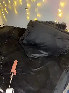 SaraMistick online show from March 24, 2026, 11:04 am