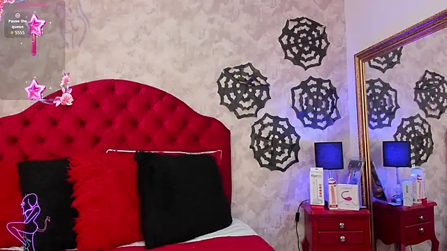 Setsuna St online show from October 22, 2025, 2:39 pm