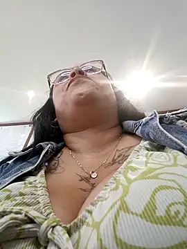 Italia 12 online show from November 4, 2025, 12:26 pm