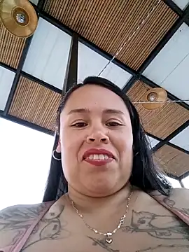 Italia 12 online show from November 29, 2025, 10:46 pm