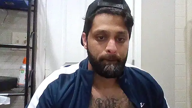 Snapshot of StroknGoon69 chatting on October 31, 2025, 8:43 pm StroknGoon69 online show from October 31, 2025, 8:43 pm