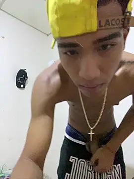 boy perfect6 online show from March 4, 2026, 11:11 pm