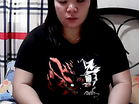 HornyPussie69 online show from April 14, 2026, 12:05 am