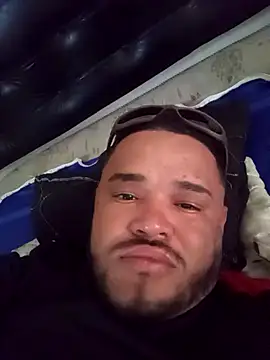 Snapshot of NatanSouza03 chatting on October 6, 2025, 2:47 pm NatanSouza03 online show from October 6, 2025, 2:47 pm