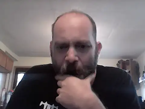 Snapshot of crazyheratic8 chatting on February 10, 2026, 10:36 pm crazyheratic8 online show from February 10, 2026, 10:36 pm