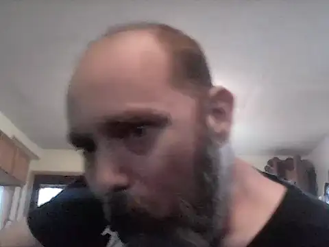 Snapshot of crazyheratic8 chatting on February 11, 2026, 10:26 pm crazyheratic8 online show from February 11, 2026, 10:26 pm