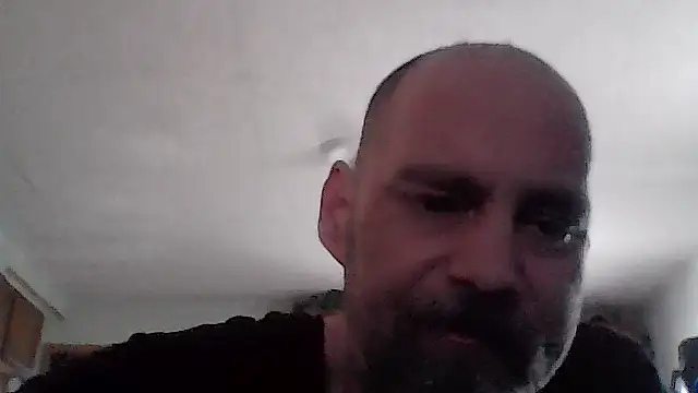 Snapshot of crazyheratic8 chatting on March 1, 2026, 3:14 pm crazyheratic8 online show from March 1, 2026, 3:14 pm