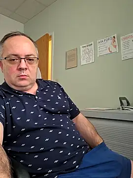 Snapshot of Iceman69696 chatting on April 30, 2026, 1:39 pm Iceman69696 online show from April 30, 2026, 1:39 pm