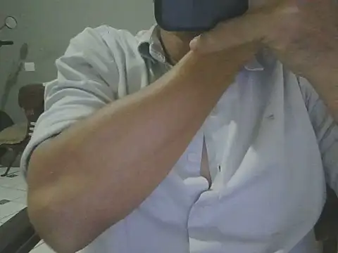 Snapshot of gyancarlos chatting on March 24, 2026, 12:37 am gyancarlos online show from March 24, 2026, 12:37 am