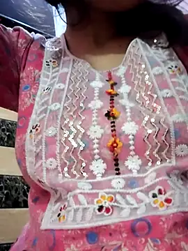 Itz cat01 online show from November 15, 2025, 8:11 am