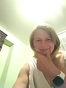 Masha412111 online show from June 12, 2026, 9:25 pm
