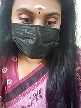 Snapshot of Dheronika_sweetie chatting on October 10, 2025, 5:12 pm Dheronika sweetie online show from October 10, 2025, 5:12 pm