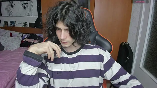 Snapshot of Rakimaru_ chatting on December 16, 2025, 1:16 pm Rakimaru online show from December 16, 2025, 1:16 pm