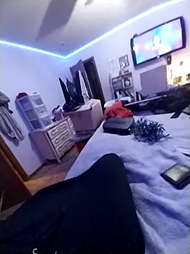 JNTre online show from November 21, 2025, 12:37 pm