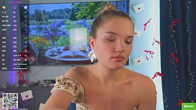 JulieLupo online show from March 13, 2026, 6:09 am