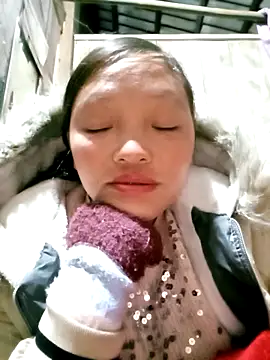 Snapshot of Minkine022 chatting on November 30, 2025, 8:24 pm Minkine022 online show from November 30, 2025, 8:24 pm