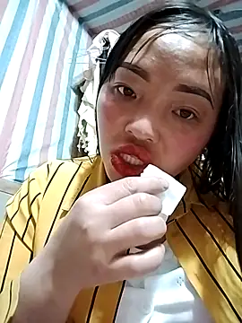 Minkine022 online show from February 9, 2026, 6:01 pm