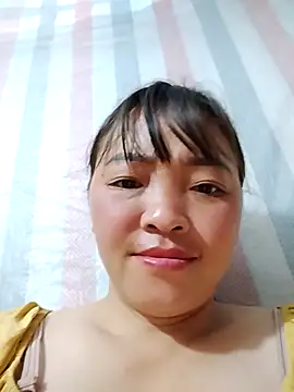 Minkine022 online show from April 15, 2026, 7:58 pm