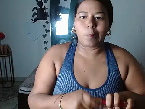 Ebony luna online show from October 29, 2025, 7:37 pm