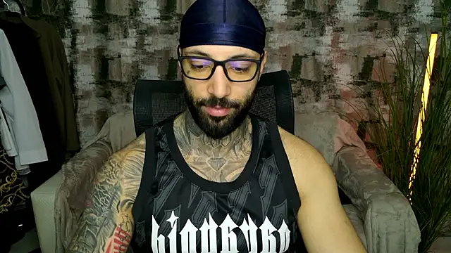 MasculineGuy99 online show from February 12, 2026, 10:21 am