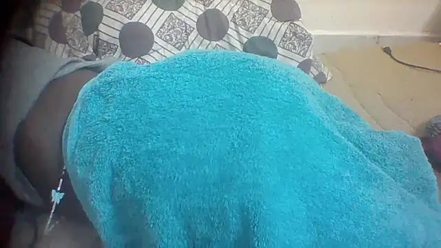 marociaMerl online show from November 25, 2025, 1:49 am