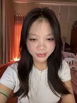 xonzon-ni online show from October 9, 2025, 6:44 am