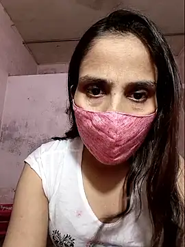 DIVINEDIVAA online show from October 17, 2025, 3:58 pm
