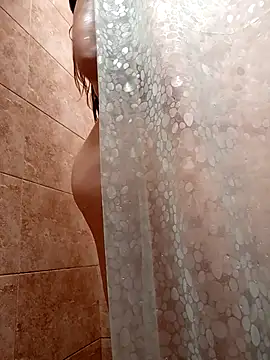 AlannadeLuna online show from December 16, 2025, 7:52 pm