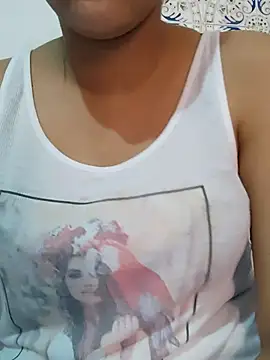 Rihame07 online show from November 16, 2025, 2:33 pm