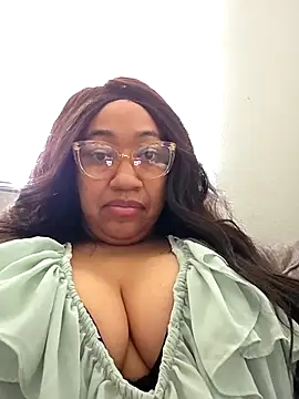Adri-x online show from October 21, 2025, 4:08 pm