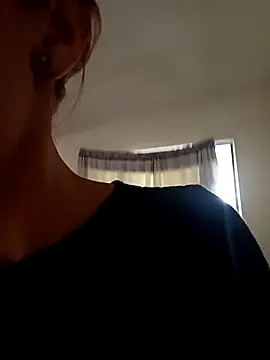 Jade 1-9 online show from November 7, 2025, 7:47 pm