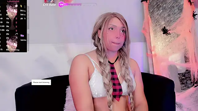 Snapshot of Molly_Logan chatting on October 29, 2025, 8:32 pm Molly Logan online show from October 29, 2025, 8:32 pm