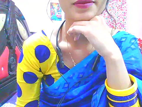 Snapshot of night_queeen7 chatting on November 25, 2025, 6:52 pm night queeen7 online show from November 25, 2025, 6:52 pm